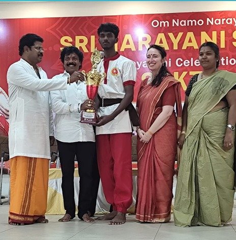 Gold Medal – Vel Kambu Throw